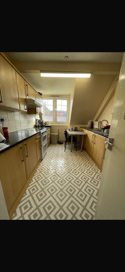 Cozy room near Old Street Main Photo