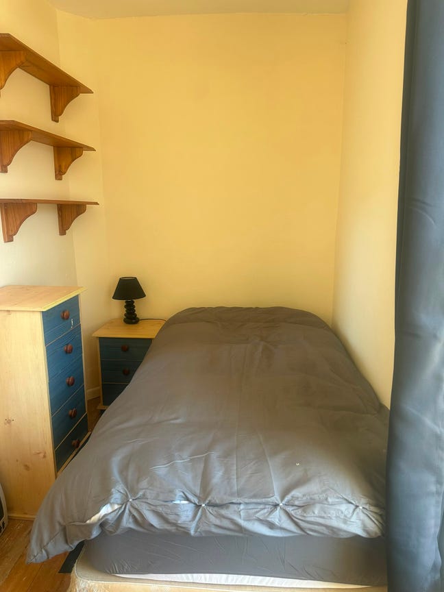 Small single room in Mevagissey Main Photo