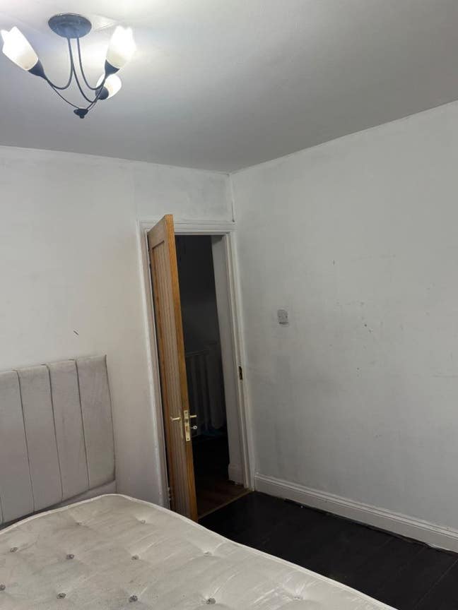 Double Room to Rent – First Floor Greenford UB6 Main Photo