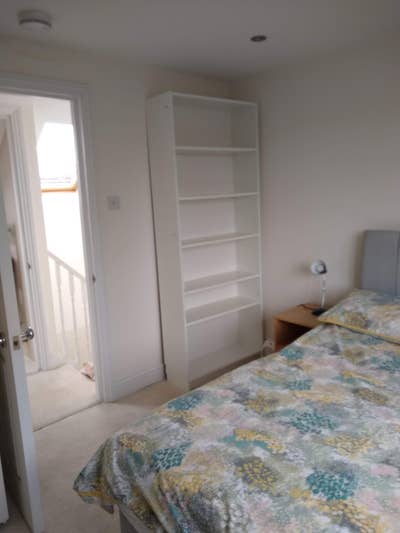 Double room and en-suite on self-contained floor Main Photo