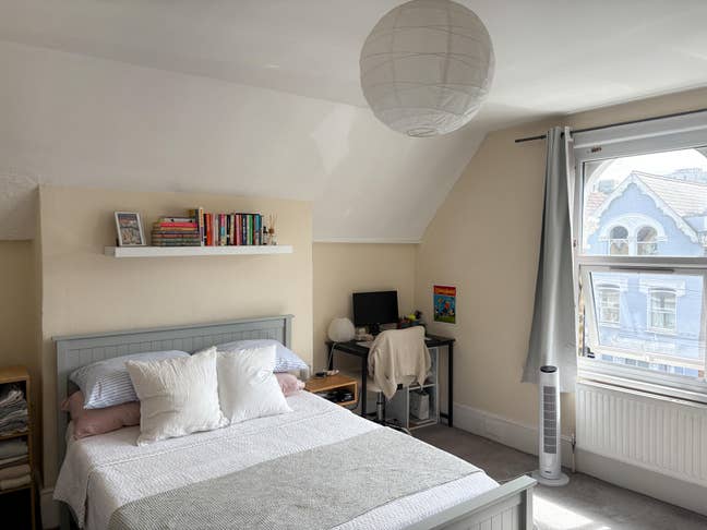 Double Room, in Victorian Flat (Band D) Main Photo