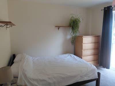 Double room in quiet household  Main Photo