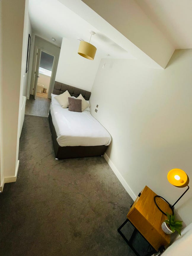 Luxury living studio and  ensuite room  in DE24 Main Photo