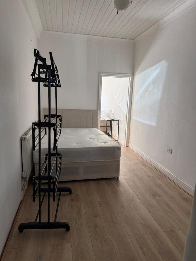 🌟 Modern Private Studio | &pound;1,300 | (E12) Main Photo