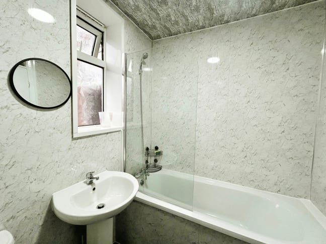 Student room to rent in Rusholme, Manchester Main Photo