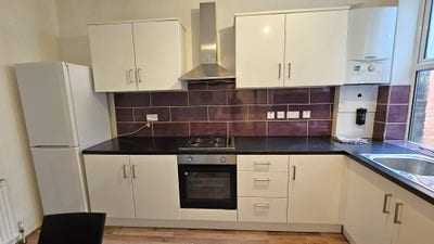 Modern one bedroom flat to rent in Willesden Main Photo