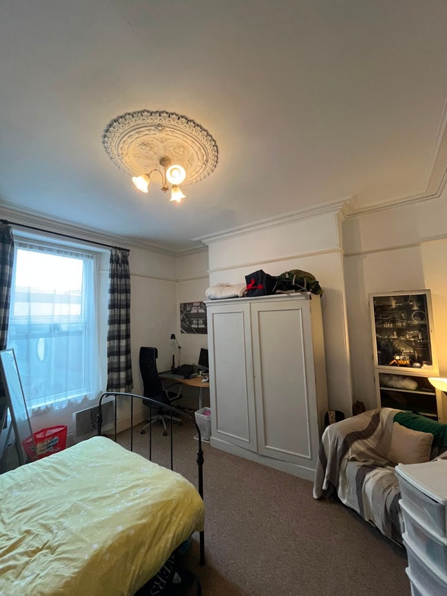 Double Room in Friendly Creative House (Mutely)  Main Photo