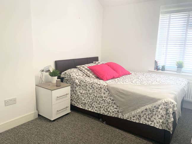 🗓️ Available NOV| Friendly Share | Ensuite Main Photo