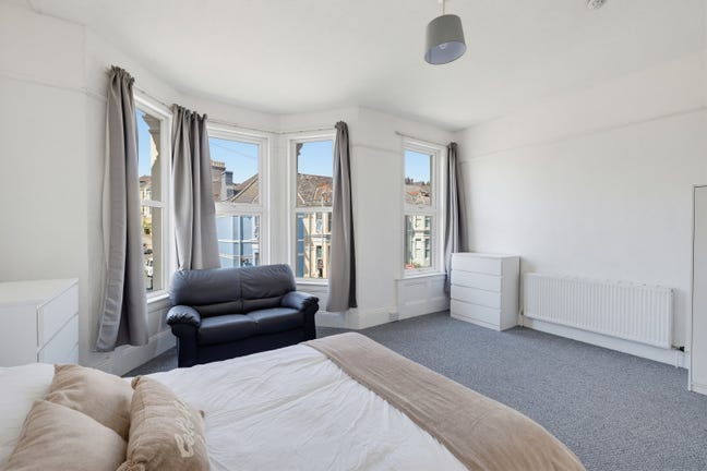 Large Double Rooms Available on Beaumont Road🤩 Main Photo