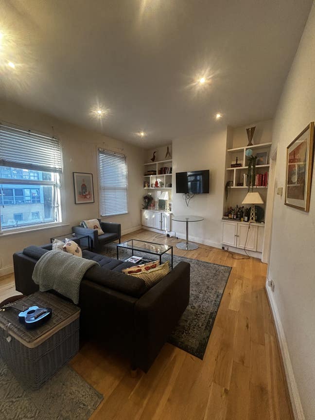 Double room near Battersea Park Main Photo