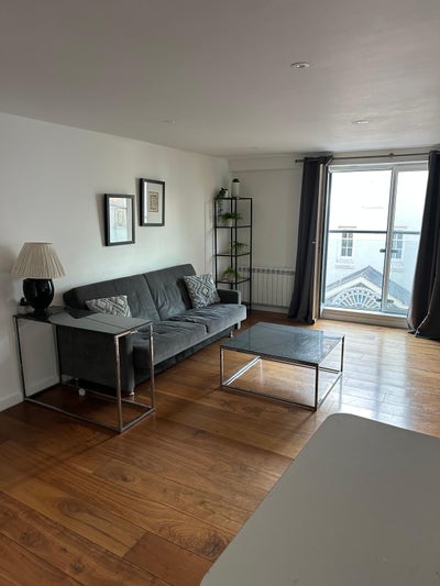 Modern Apartment centre of Brighton  Main Photo
