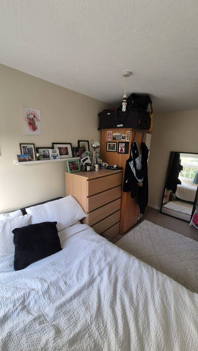 4 bed House Highgate Main Photo