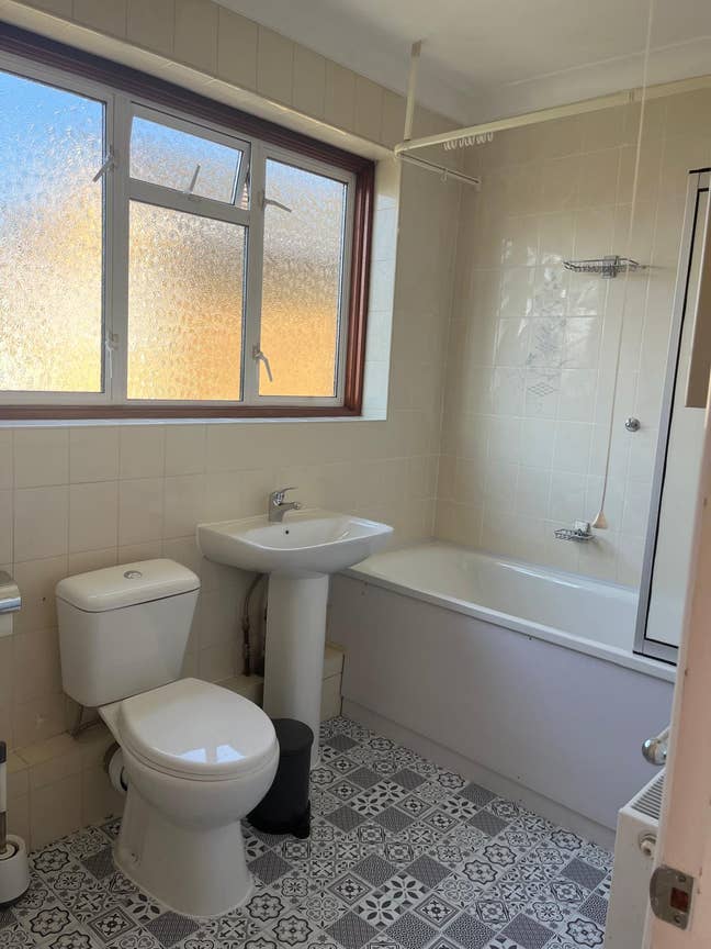 Double Studio with Private Kitchen & Bathro Main Photo