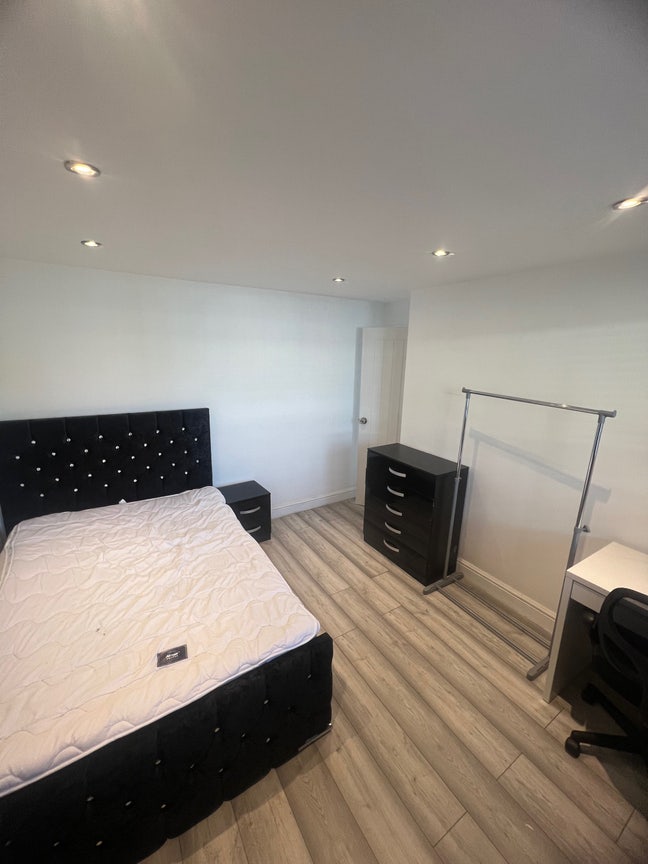 Double room in Brick Lane/ Liverpool Street  Main Photo