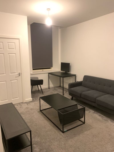 2 bedroom in Nether hall flat  Main Photo