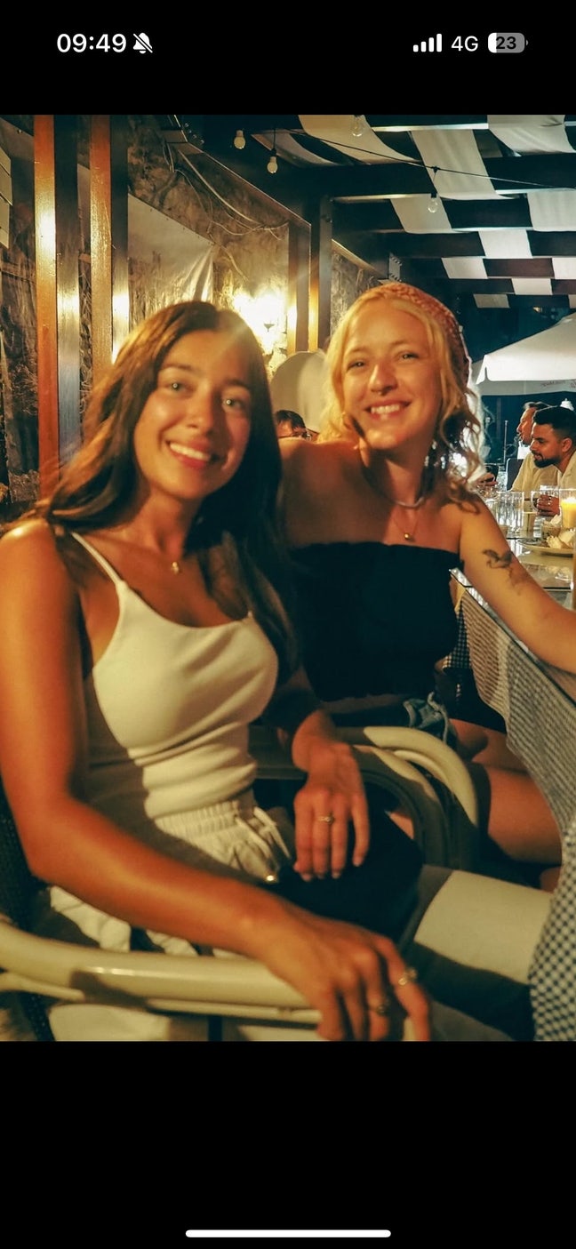 Cosy, girls house share Main Photo