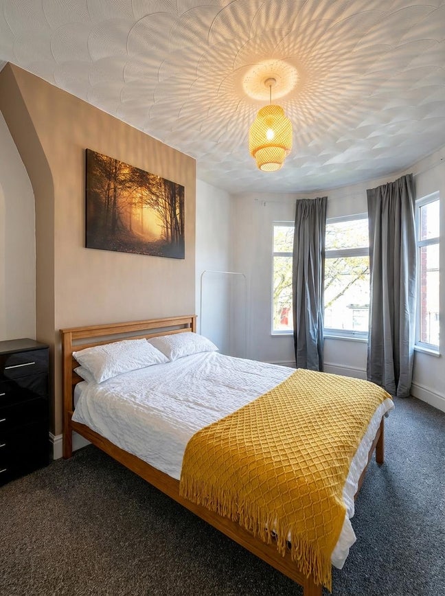 Cozy double room in a shared house - L4 bills inc Main Photo