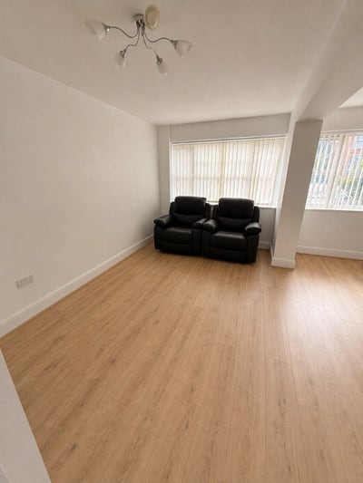  🏡 Newly Built Studio Room Available (CV4 9XP) Main Photo