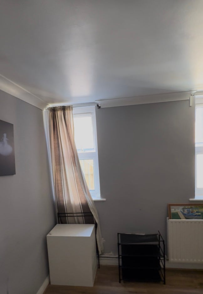 Letting a very large one bedroom with bed  Main Photo