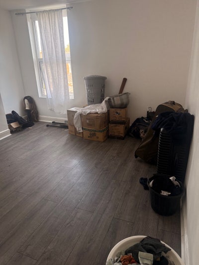 1 bedroom available in a 2 bed house Main Photo