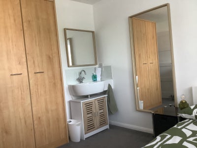 Immaculate room in orpington Main Photo