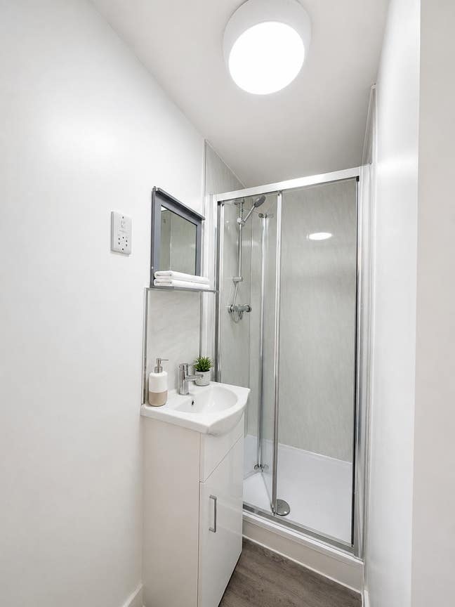 Brand-New Studio | All-Inclusive Rent Main Photo
