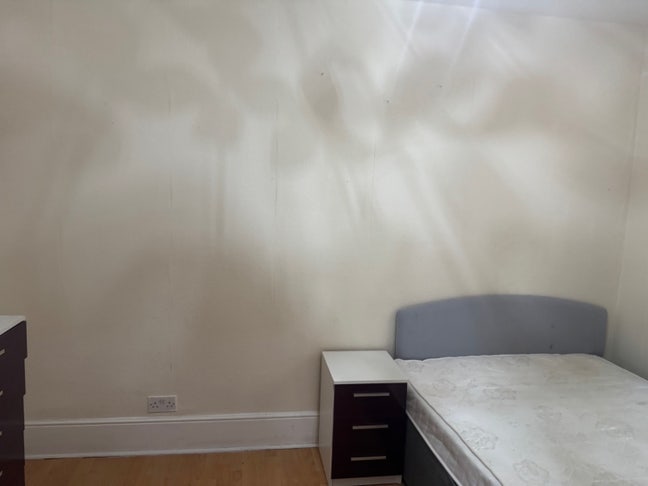 Double rooms available in Gillingham  Main Photo