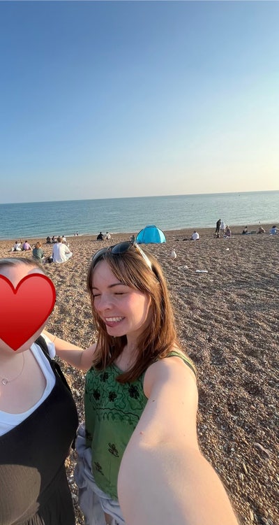 29yo seeks friendly house share :) Main Photo