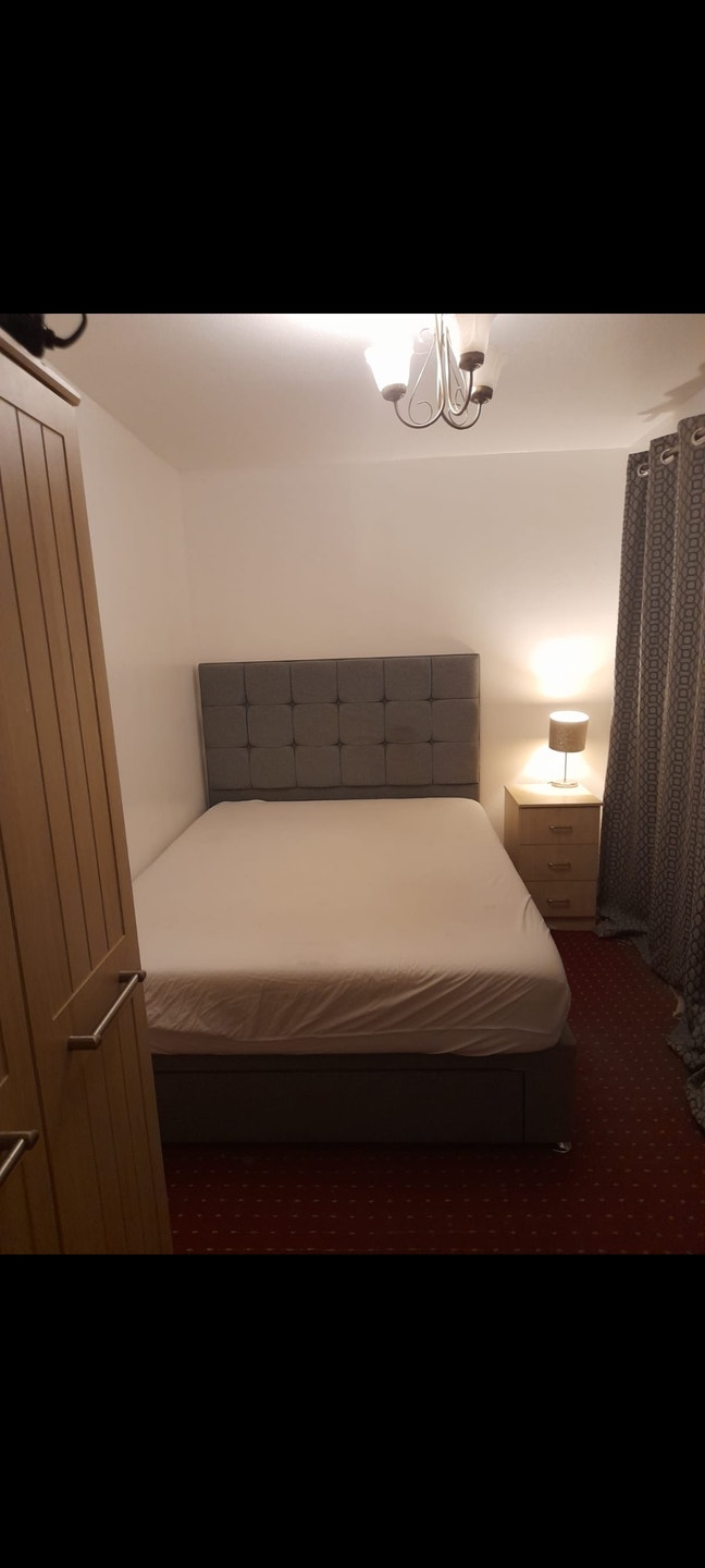 1 double 1 single bedroom to let in NN3 Northampto Main Photo