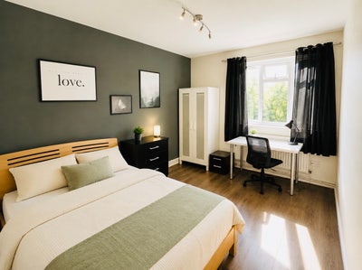 ✅QMUL / Stepney Green 2 rooms incl bills  Main Photo