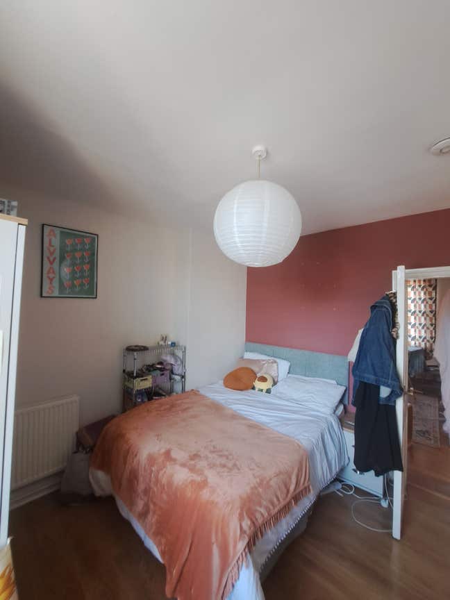 Short Term Sublet One Bedroom in Bow E3 Main Photo