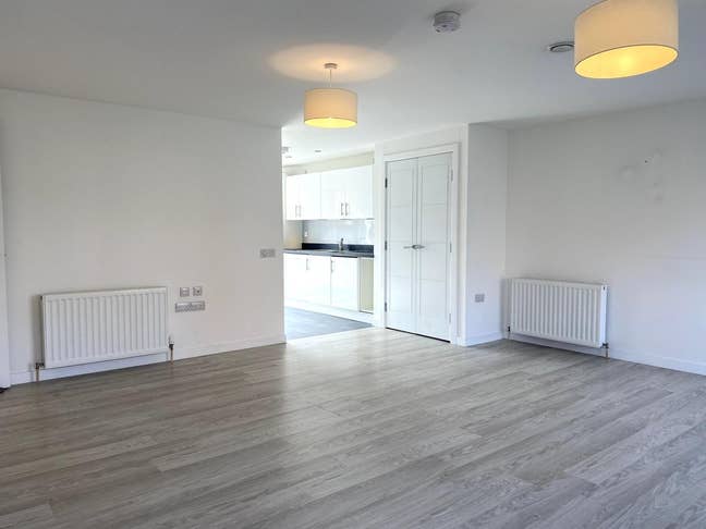 Flatmate Wanted- 2bhk- 750 pcm- GLA City centre Main Photo