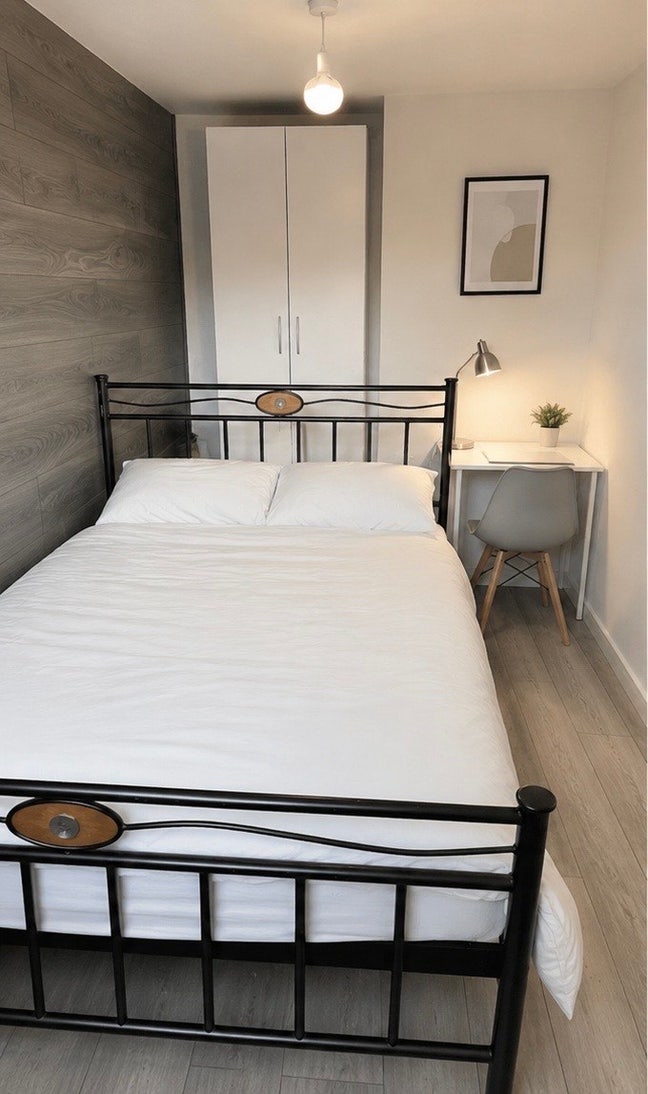 🌟Smartr Livin offers smart rooms by Uni/Station🌟 Main Photo
