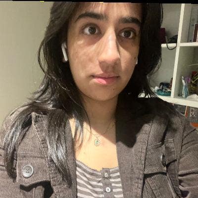looking for female flat  Main Photo