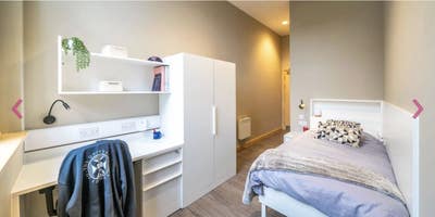 University of Edinburgh Postgrad En-suite Standard Main Photo