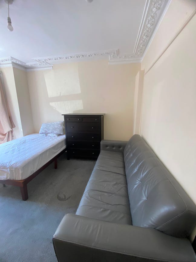 Double bedroom plumstead close to trainstation Main Photo