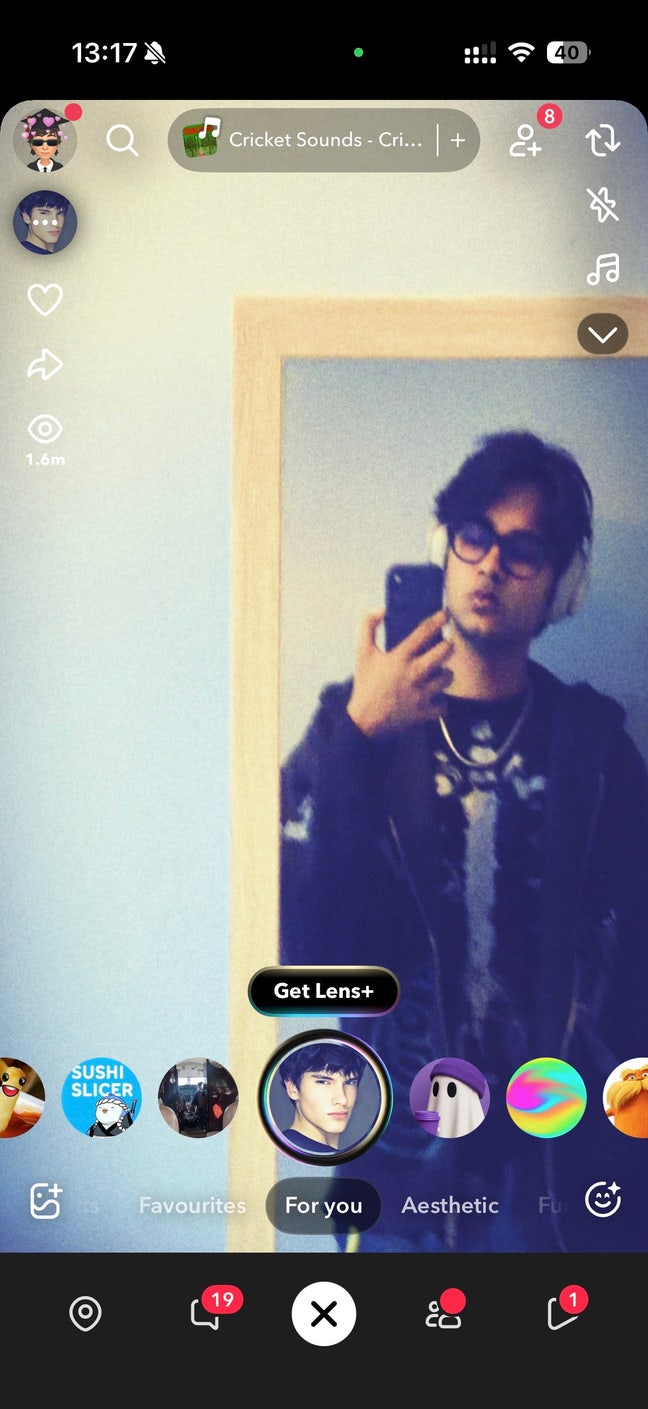 Looking for a double room and a flatmate  Main Photo
