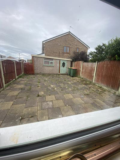 3 Bed house opposite to Royal Preston Hospital Main Photo
