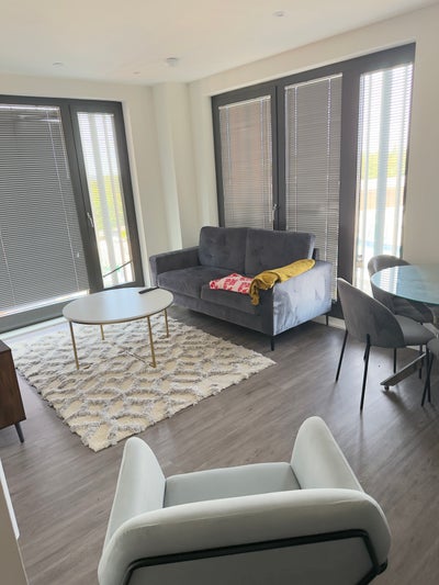 ✨ Furnished Room Available in Modern New-Build Apa Main Photo