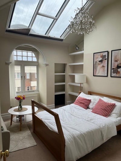 Nice Large Double Room Main Photo