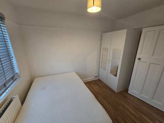 Double Room for Rent Main Photo