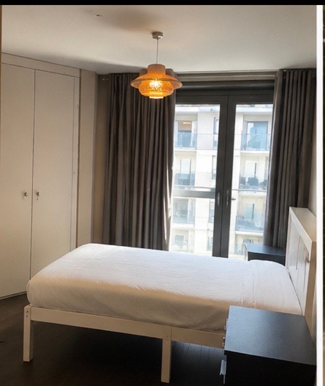 Room available in Canada Gardens-Quintain living Main Photo