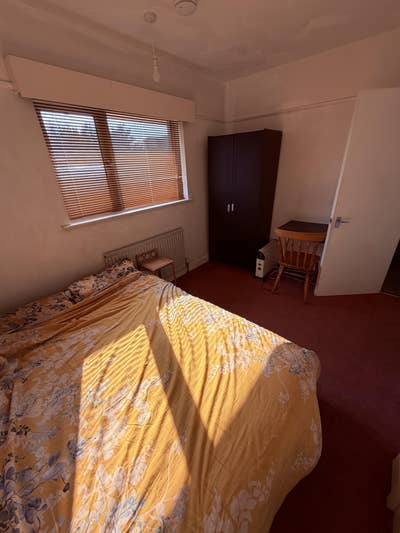 Double room available in Hove Main Photo