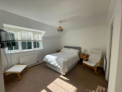 Large Furnished Double Room with Private En-Suite  Main Photo