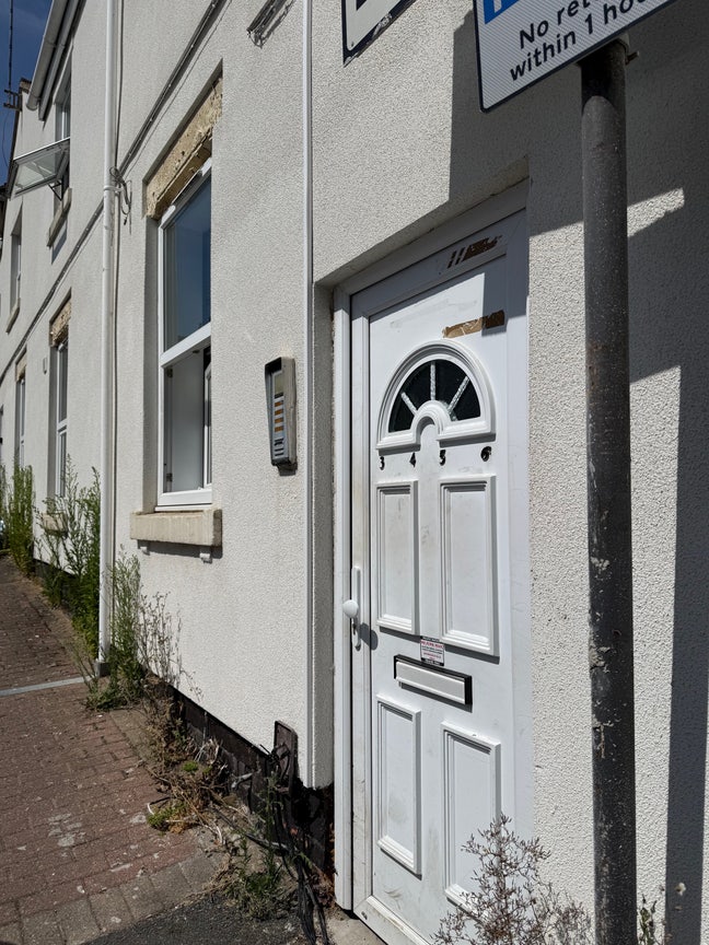 1 bedroom duplex  Main Photo