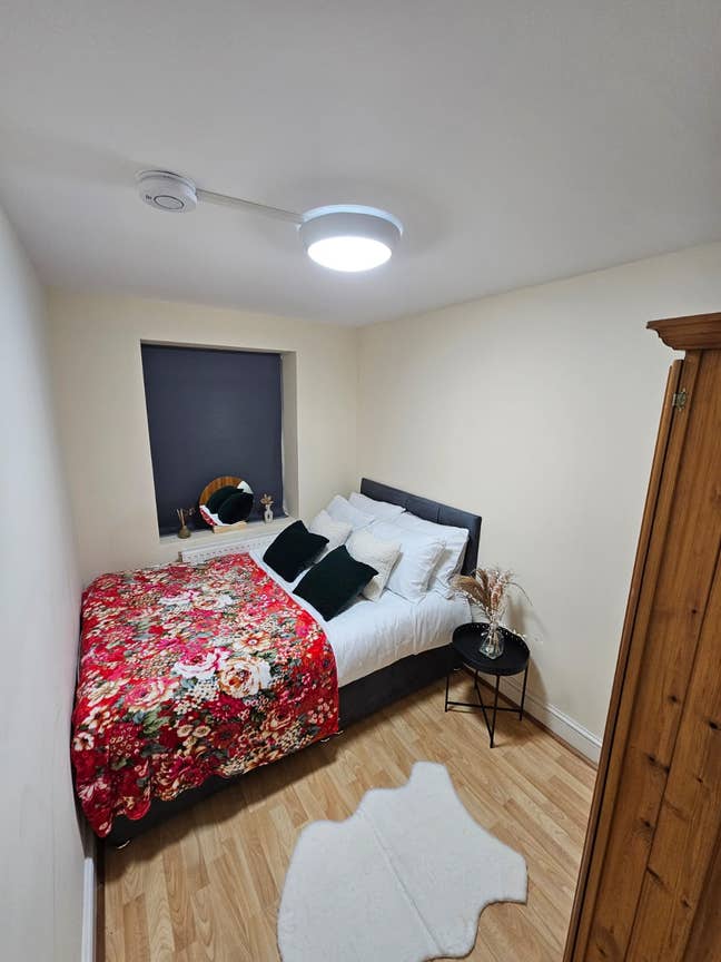 STYLISH decor Double rooms near Whipps Cross Hosp Main Photo