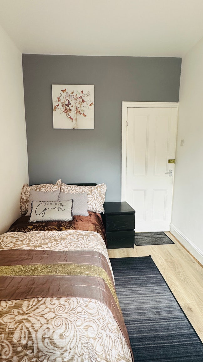 A cosy Single Room for rent with Shared Facilities Main Photo