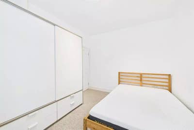 🏡 Double Room Available in Streatham – Short-Term Main Photo