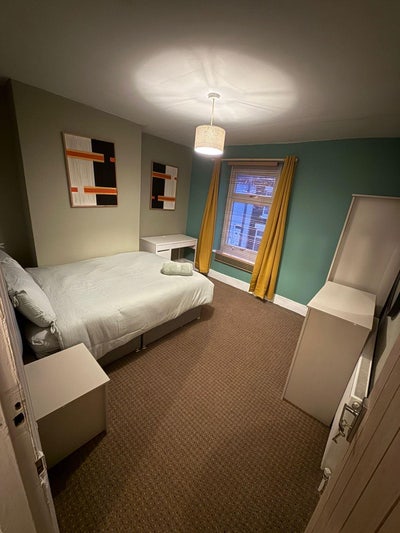🏡 Spacious Double Room – Bills Inclu ✨ Askew Main Photo