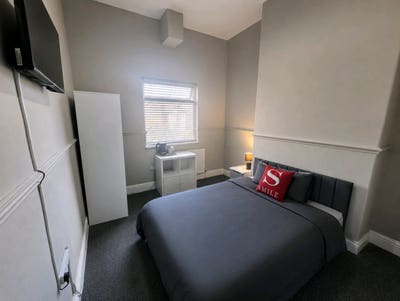 Barrow: New En-Suite Rooms for Bae & Nhs Main Photo